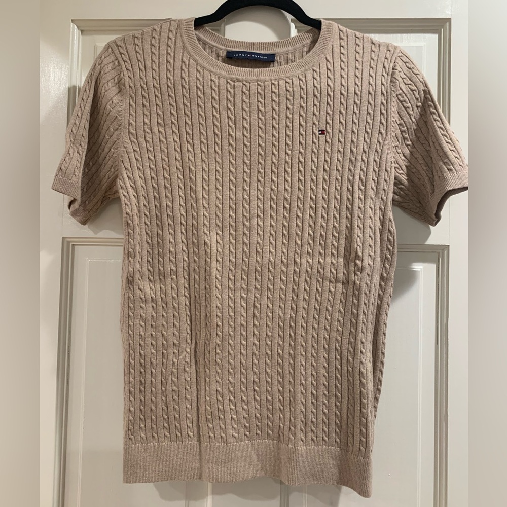 Tommy Hilfiger crew neck short sleeve sweater size small